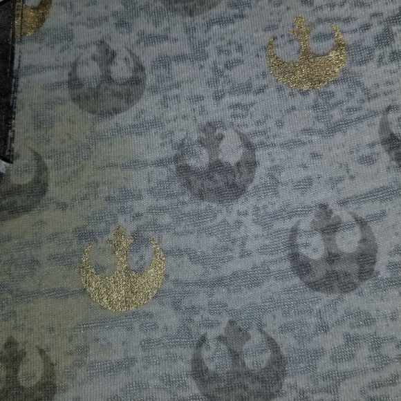 💞HOSTpick 2x💞Star Wars Fierce Top Size 6/6x - Picture 5 of 6